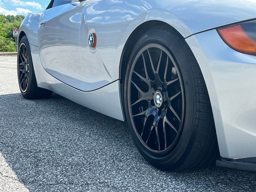 2003 BMW Z4 — photo 4