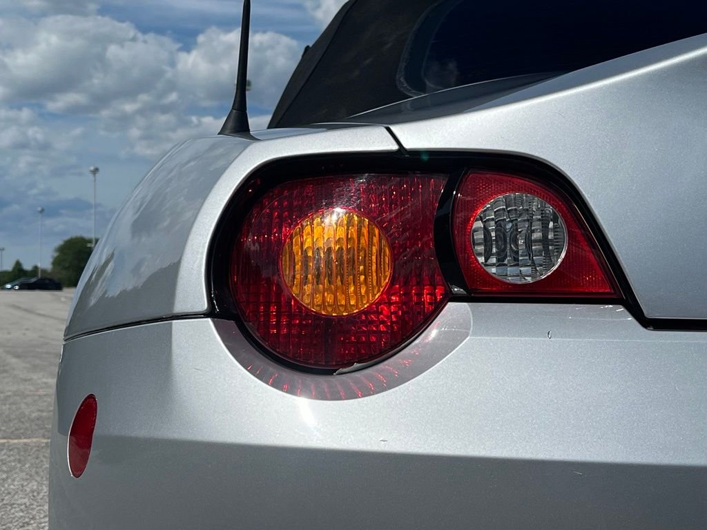 2003 BMW Z4 — photo 7