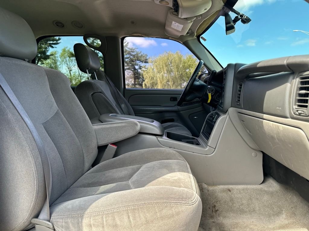 2005 GMC Yukon — photo 18