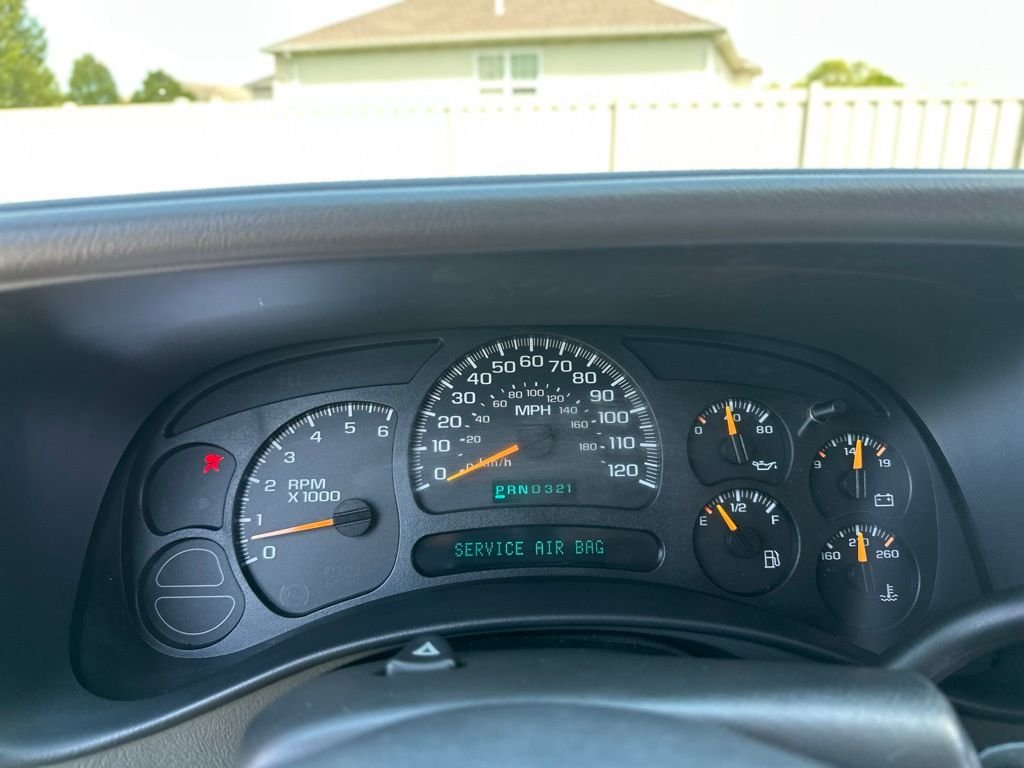 2005 GMC Yukon — photo 26