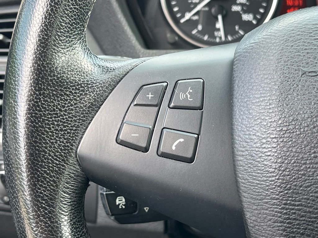 2012 BMW X5 — photo 25