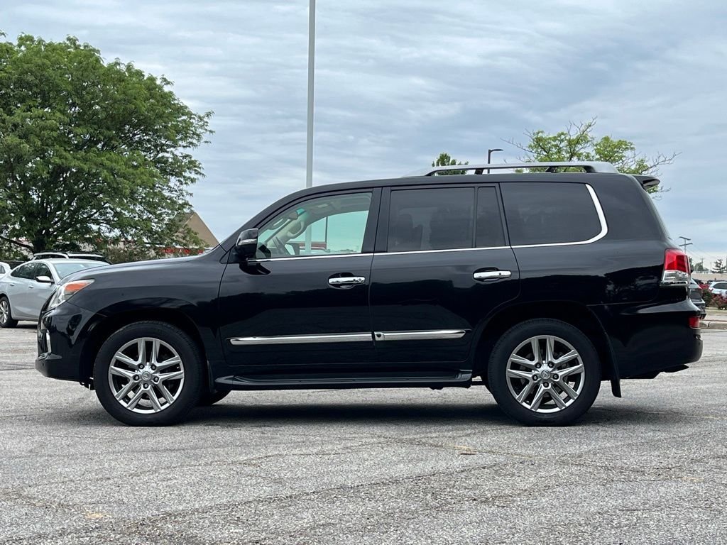 2013 Lexus LX — photo 3