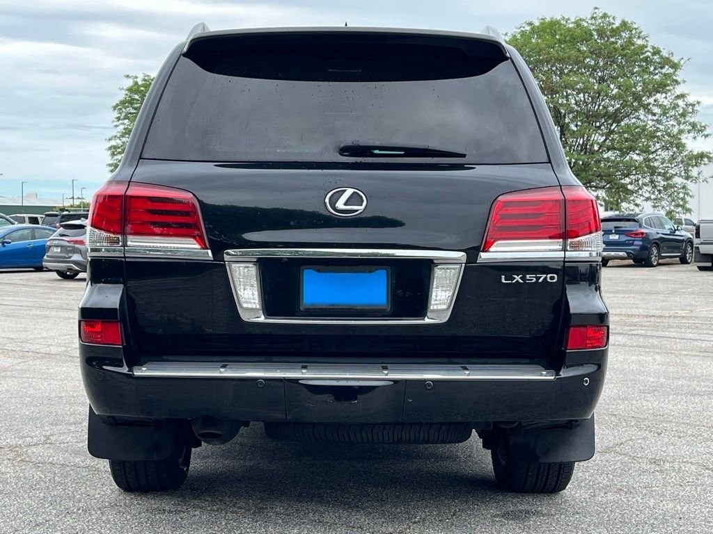2013 Lexus LX — photo 4