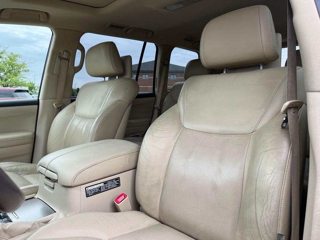 2013 Lexus LX — photo 11