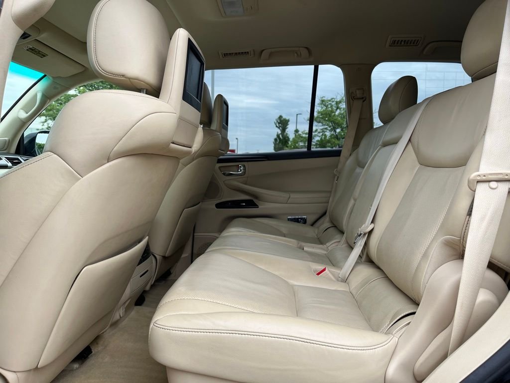 2013 Lexus LX — photo 15