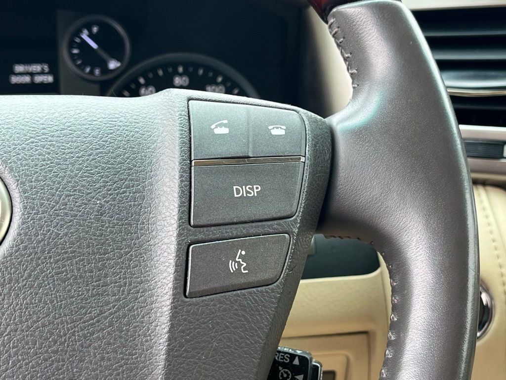 2013 Lexus LX — photo 29