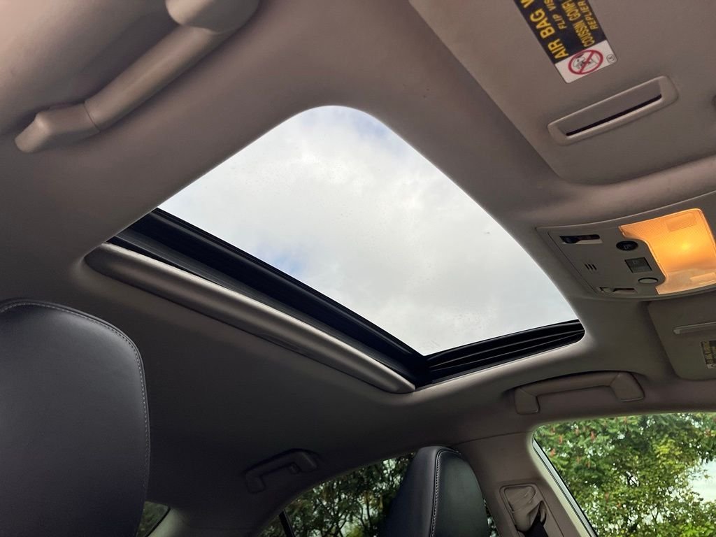 2014 Lexus IS — photo 21