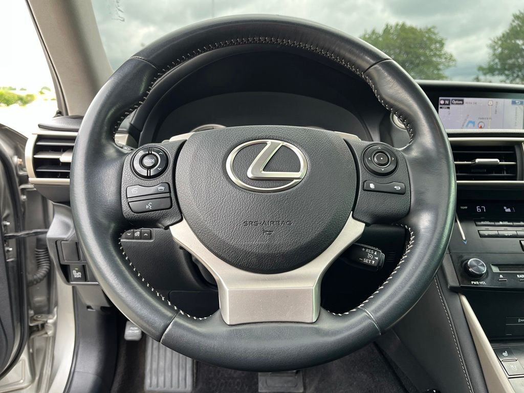 2014 Lexus IS — photo 22