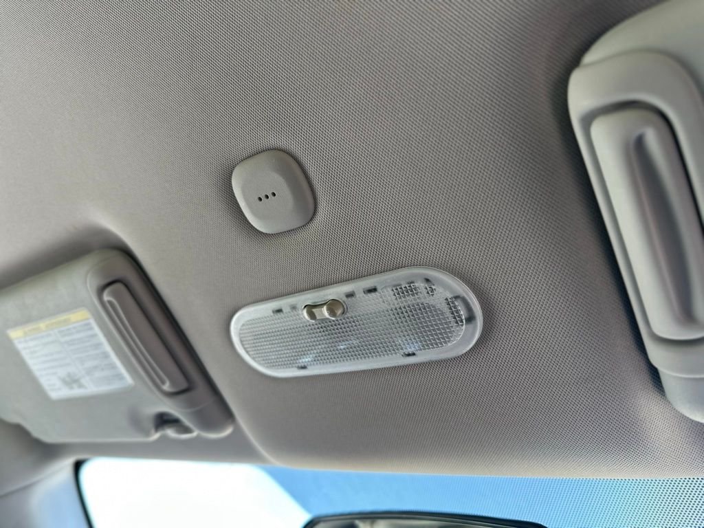 2015 Nissan Versa — photo 19