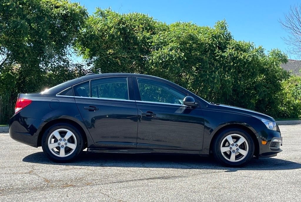 2016 Chevrolet Cruze — photo 3