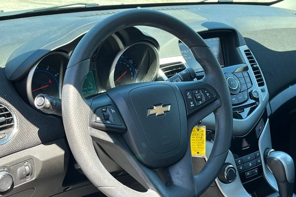 2016 Chevrolet Cruze — photo 11