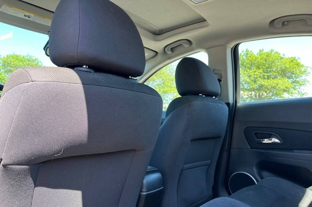 2016 Chevrolet Cruze — photo 16