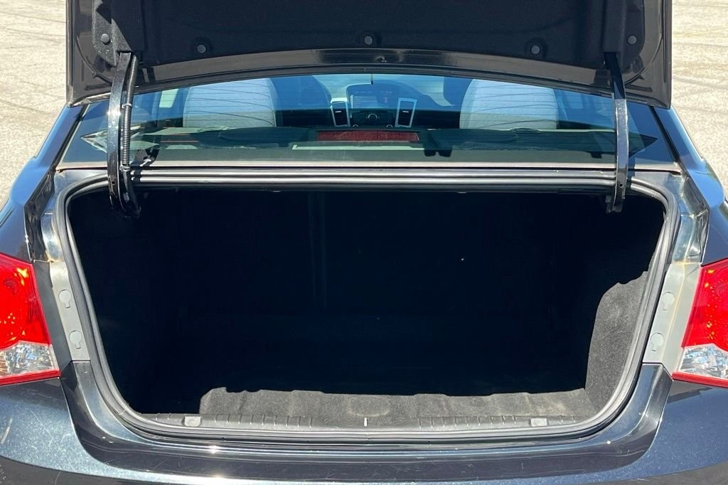 2016 Chevrolet Cruze — photo 18