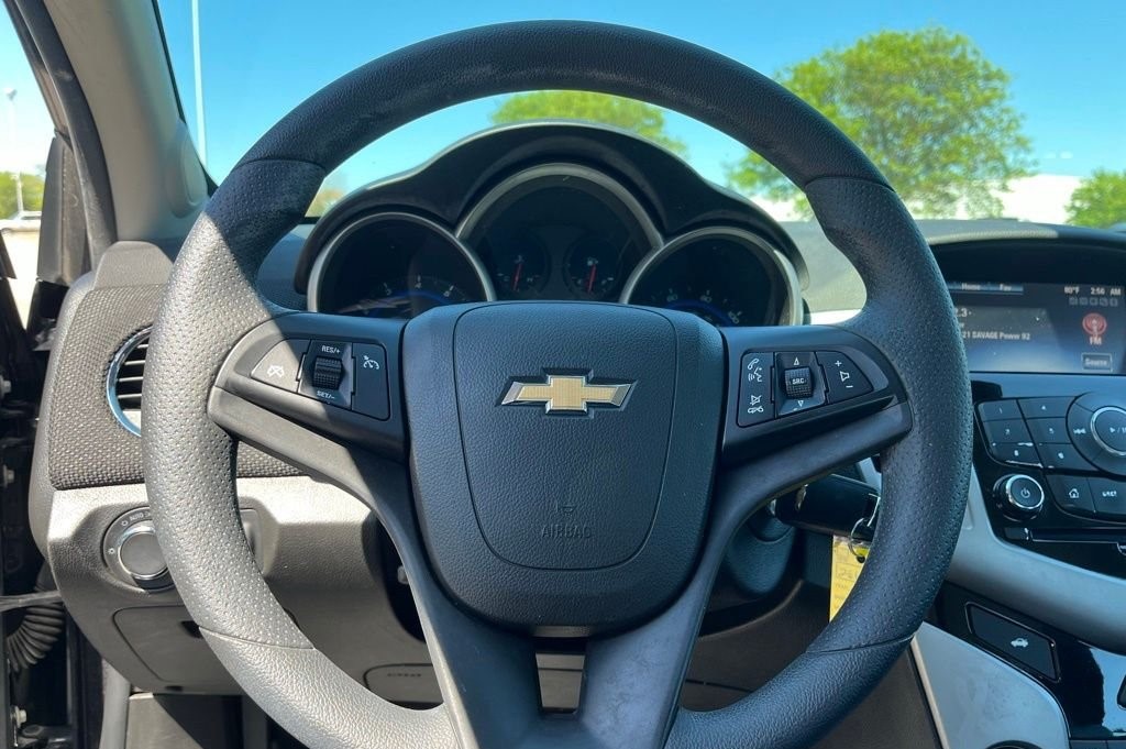2016 Chevrolet Cruze — photo 24