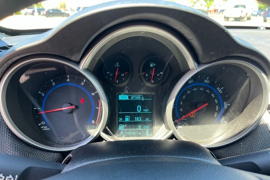 2016 Chevrolet Cruze — photo 28