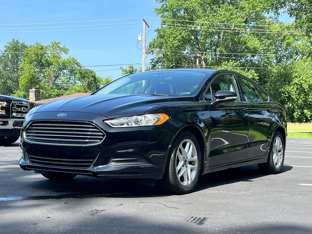 2016 Ford Fusion — photo 2