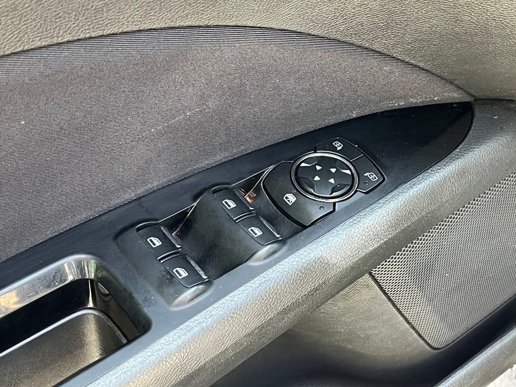 2016 Ford Fusion — photo 14