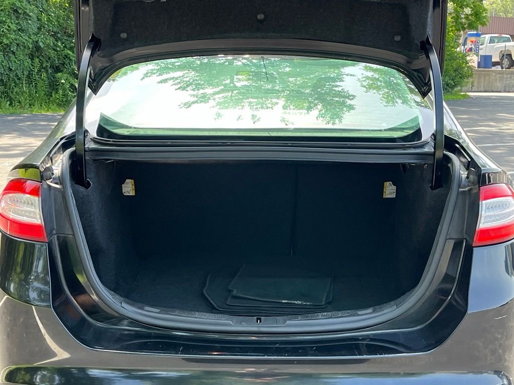 2016 Ford Fusion — photo 21