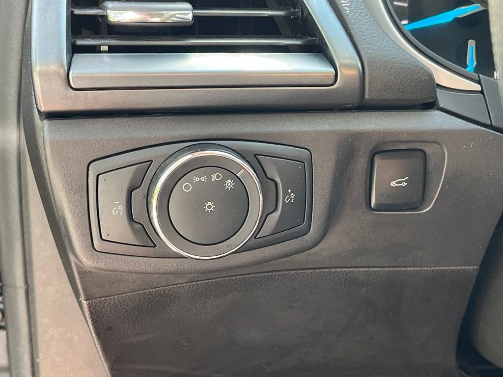 2016 Ford Fusion — photo 29