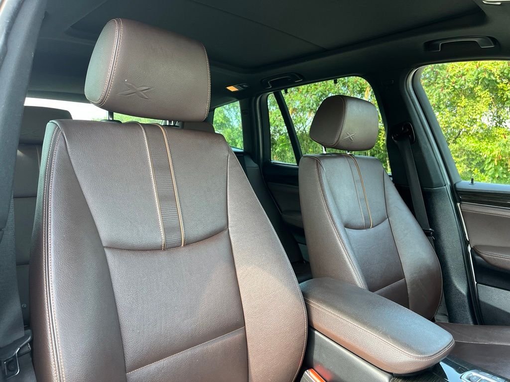 2017 BMW X3 — photo 20