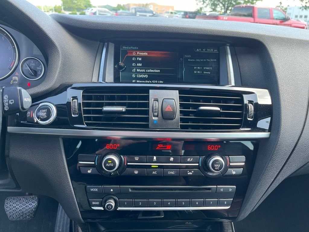 2017 BMW X3 — photo 31