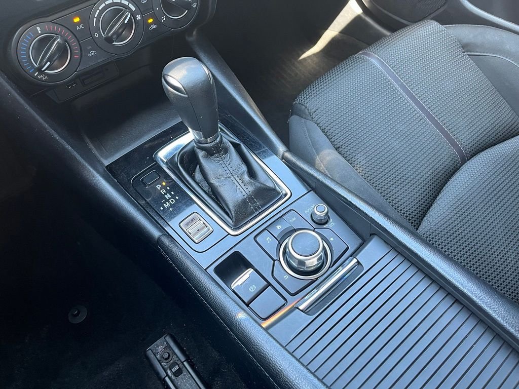 2017 Mazda Mazda3 — photo 26