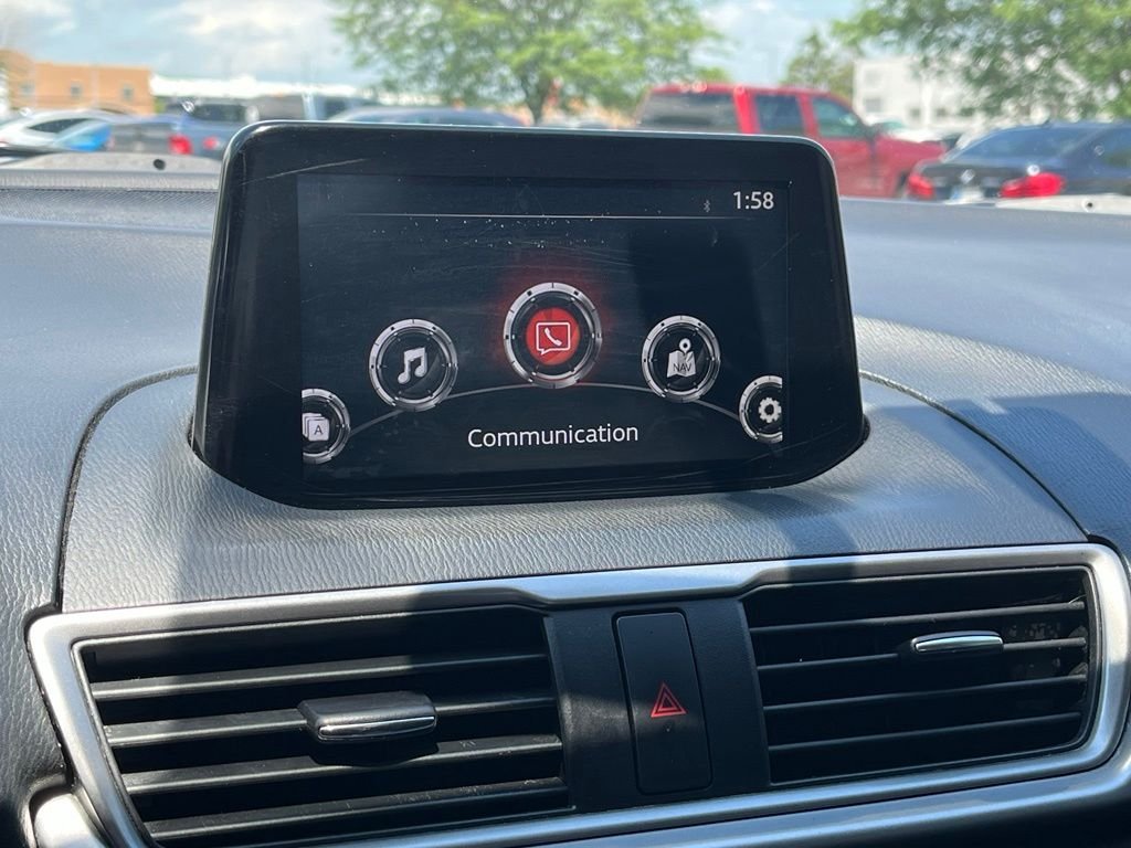 2017 Mazda Mazda3 — photo 28