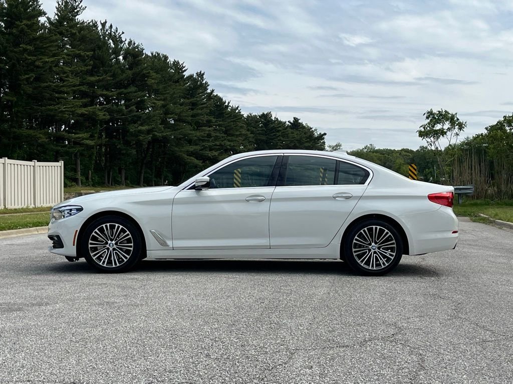 2018 BMW 5 Series — photo 1