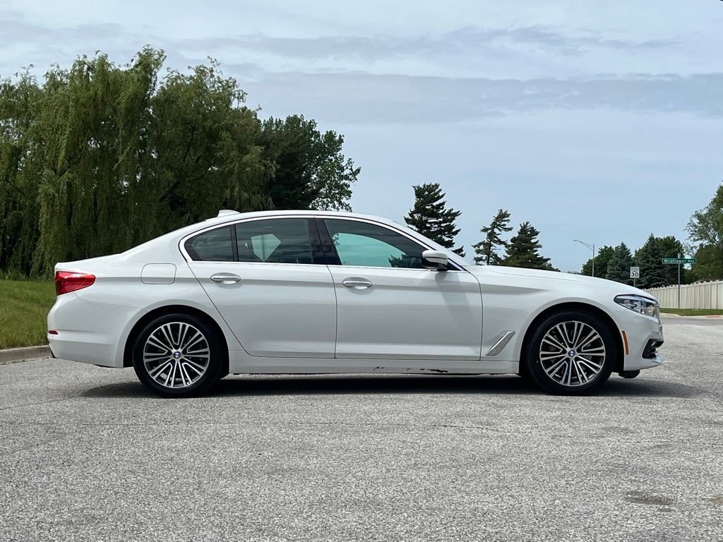 2018 BMW 5 Series — photo 3