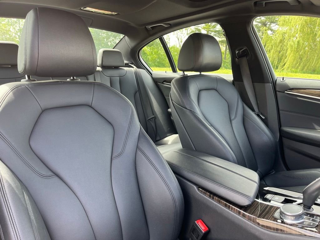 2018 BMW 5 Series — photo 19
