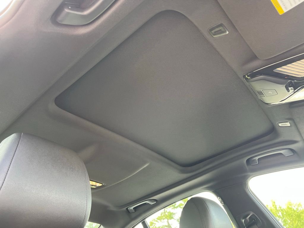 2018 BMW 5 Series — photo 22