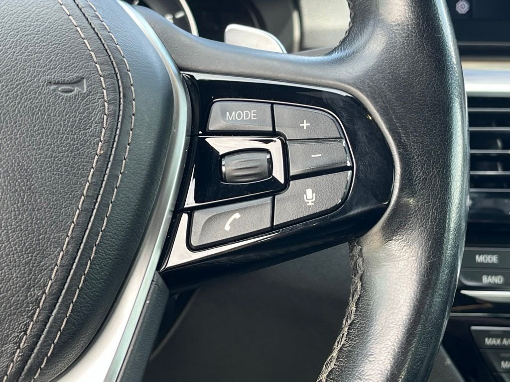 2018 BMW 5 Series — photo 24