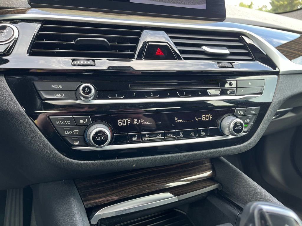2018 BMW 5 Series — photo 29