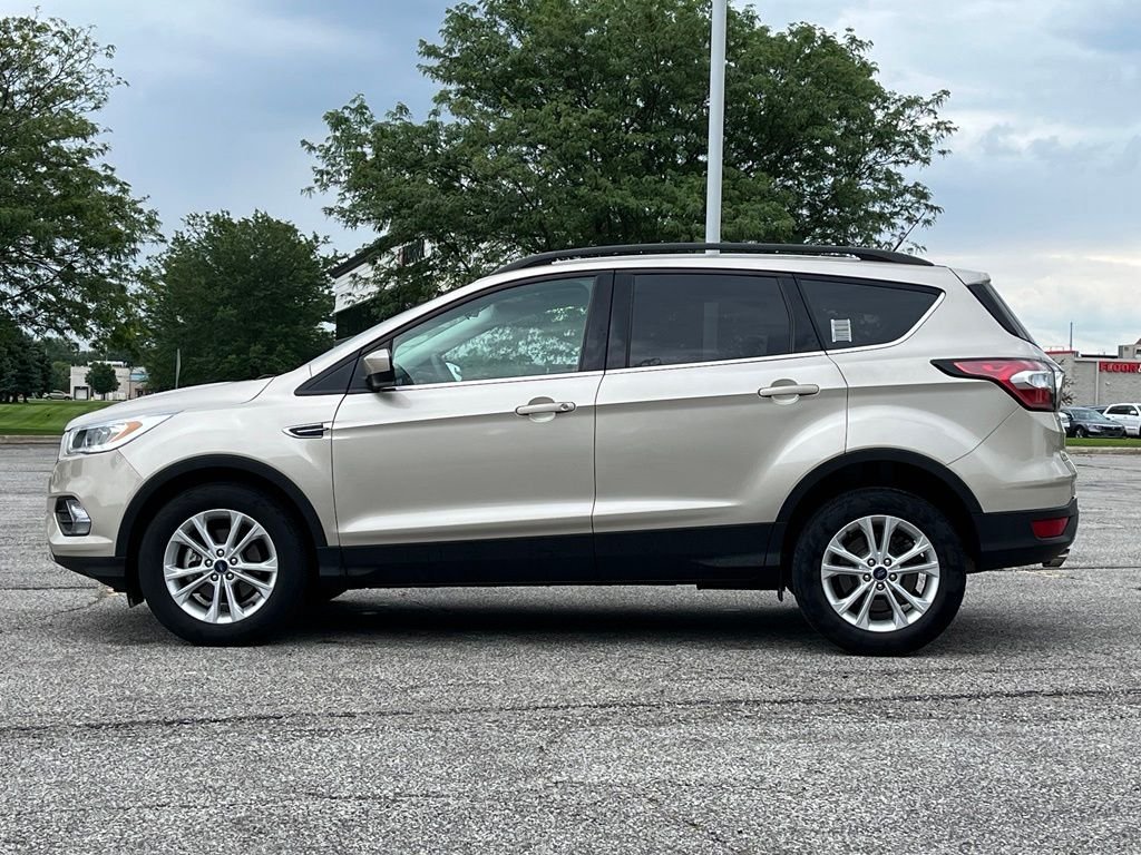 2018 Ford Escape — photo 1