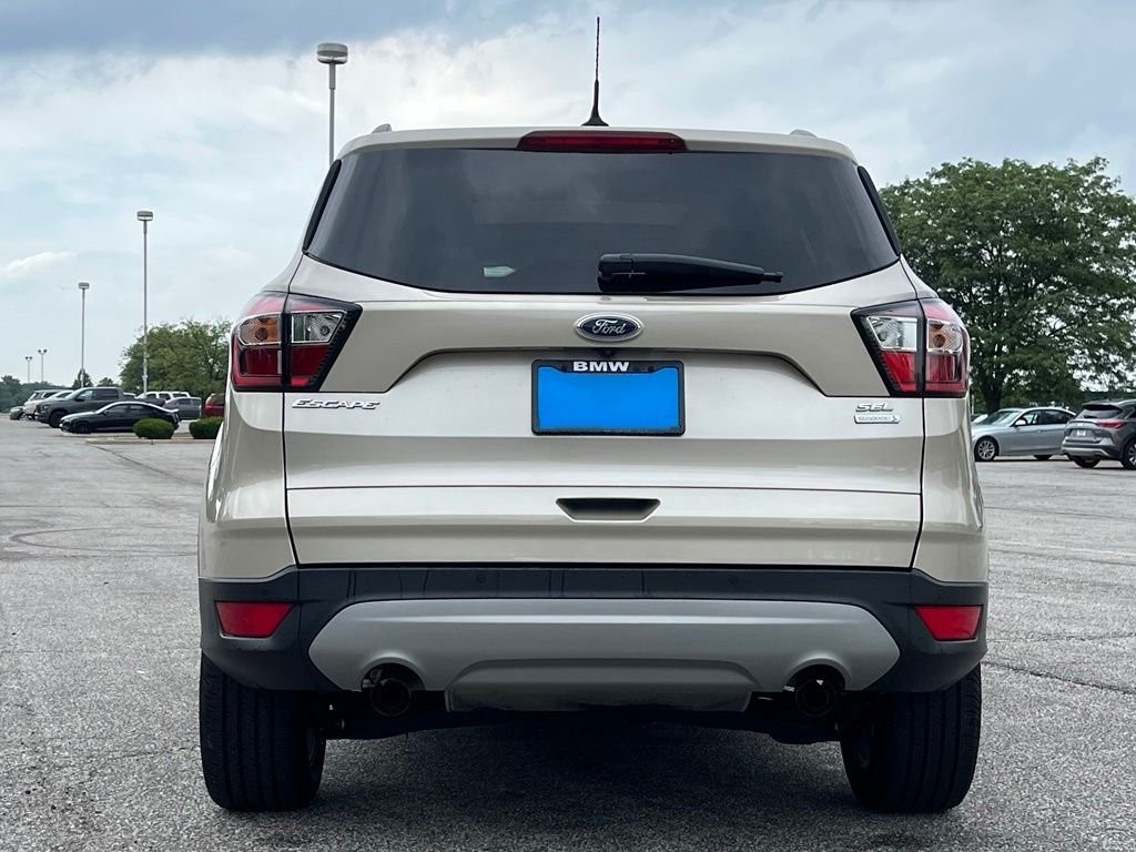 2018 Ford Escape — photo 2