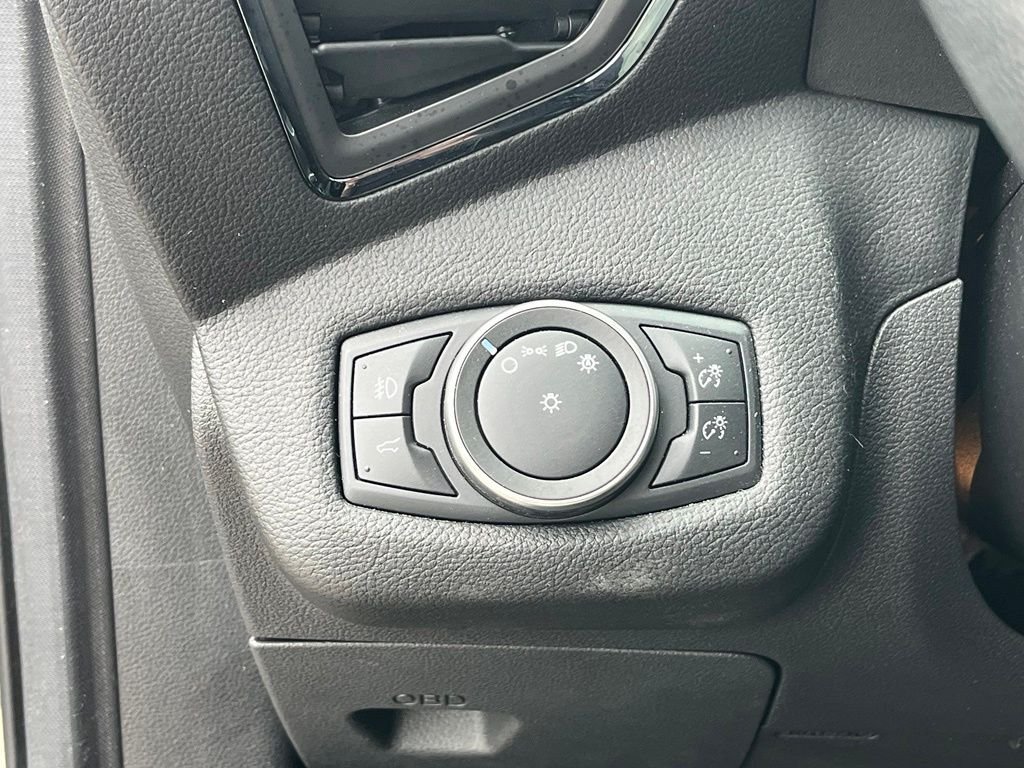 2018 Ford Escape — photo 27