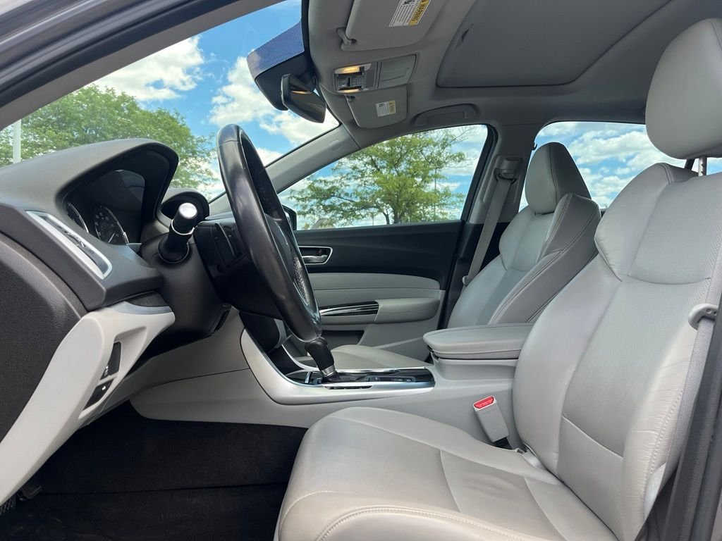 2019 Acura TLX — photo 8