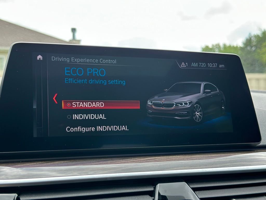 2019 BMW 5 Series — photo 37