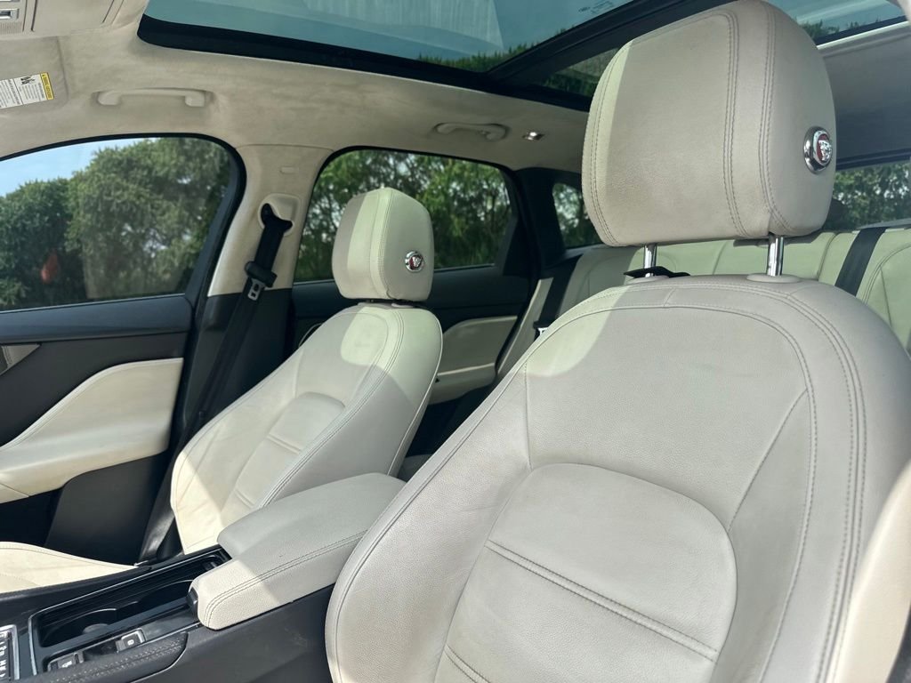 2019 Jaguar F-PACE — photo 13