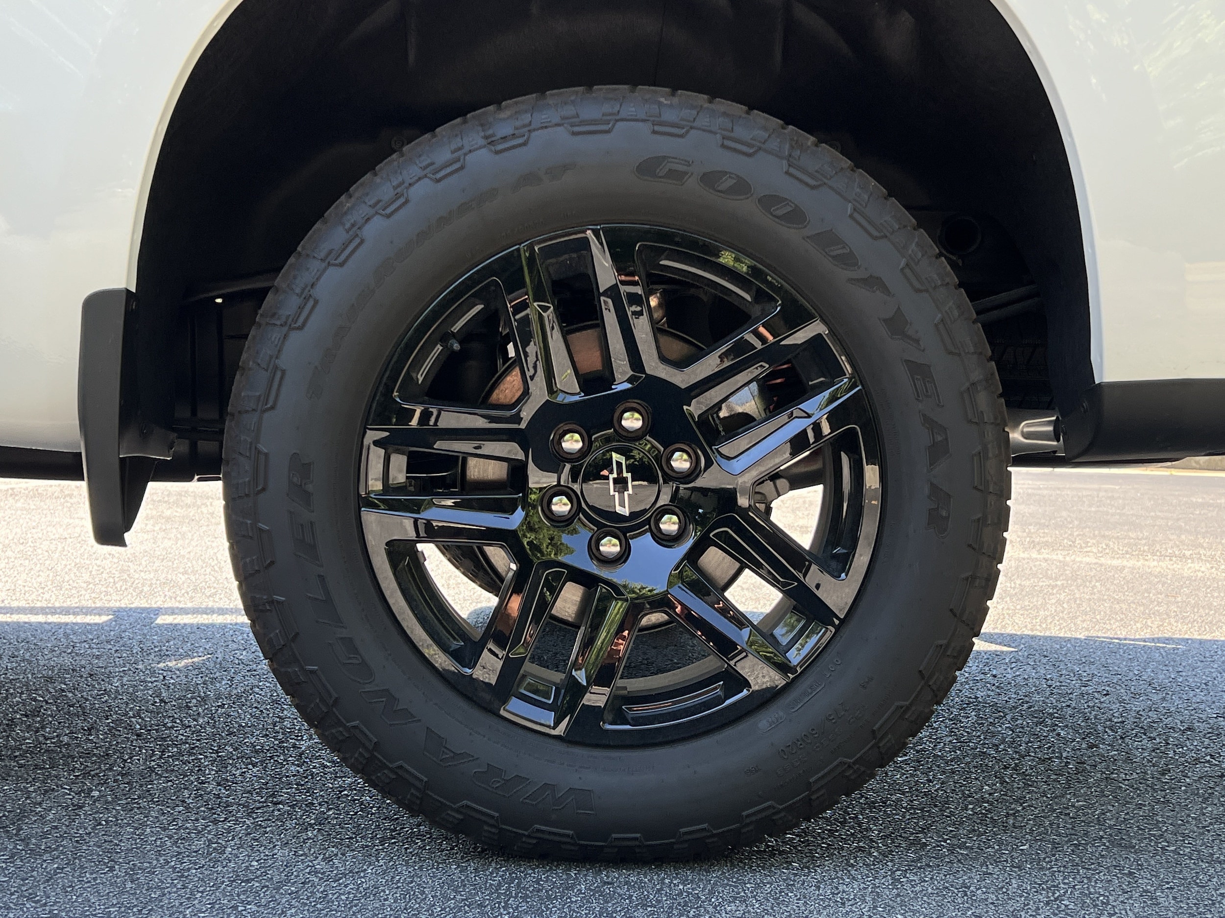 2025 Chevrolet Silverado 1500 — photo 35