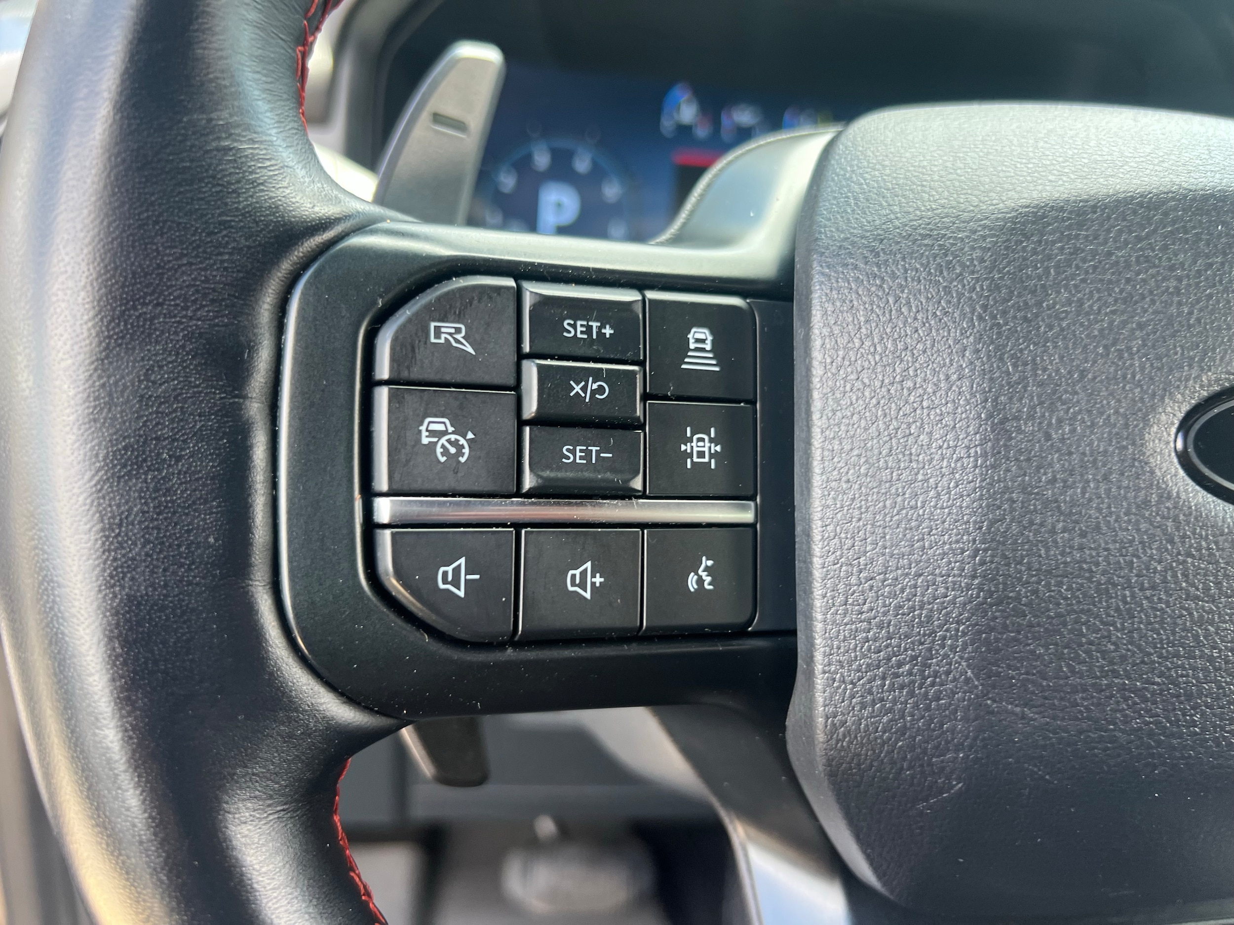 2025 Ford F-150 — photo 18