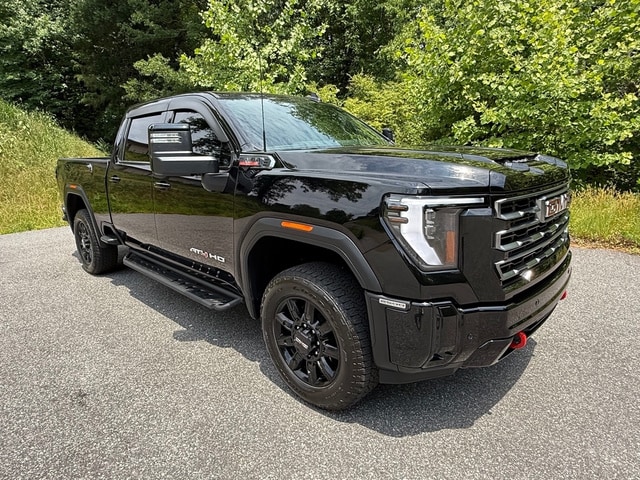 2025 GMC Sierra 2500HD — photo 2
