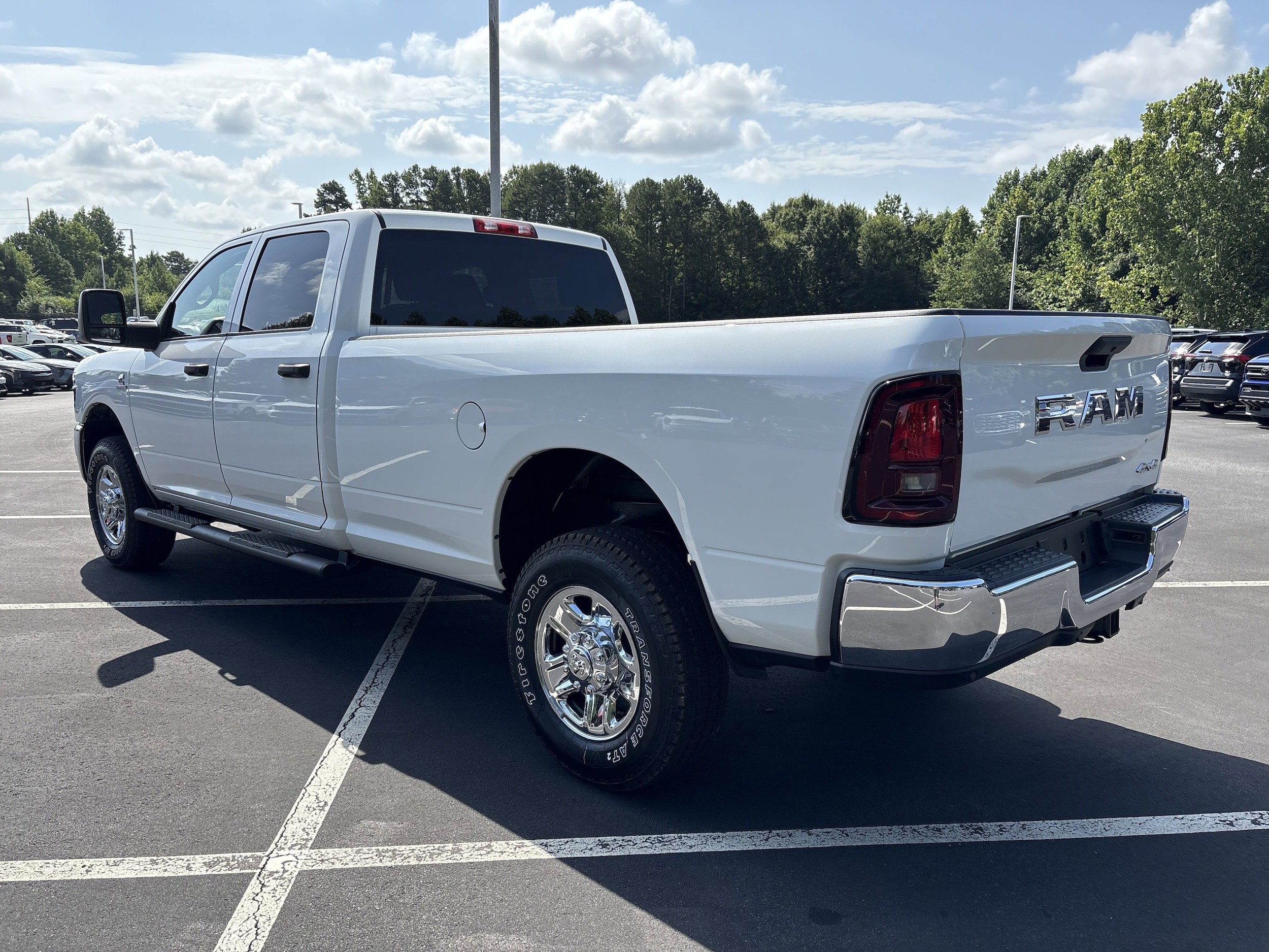 2025 Ram 2500 — photo 4