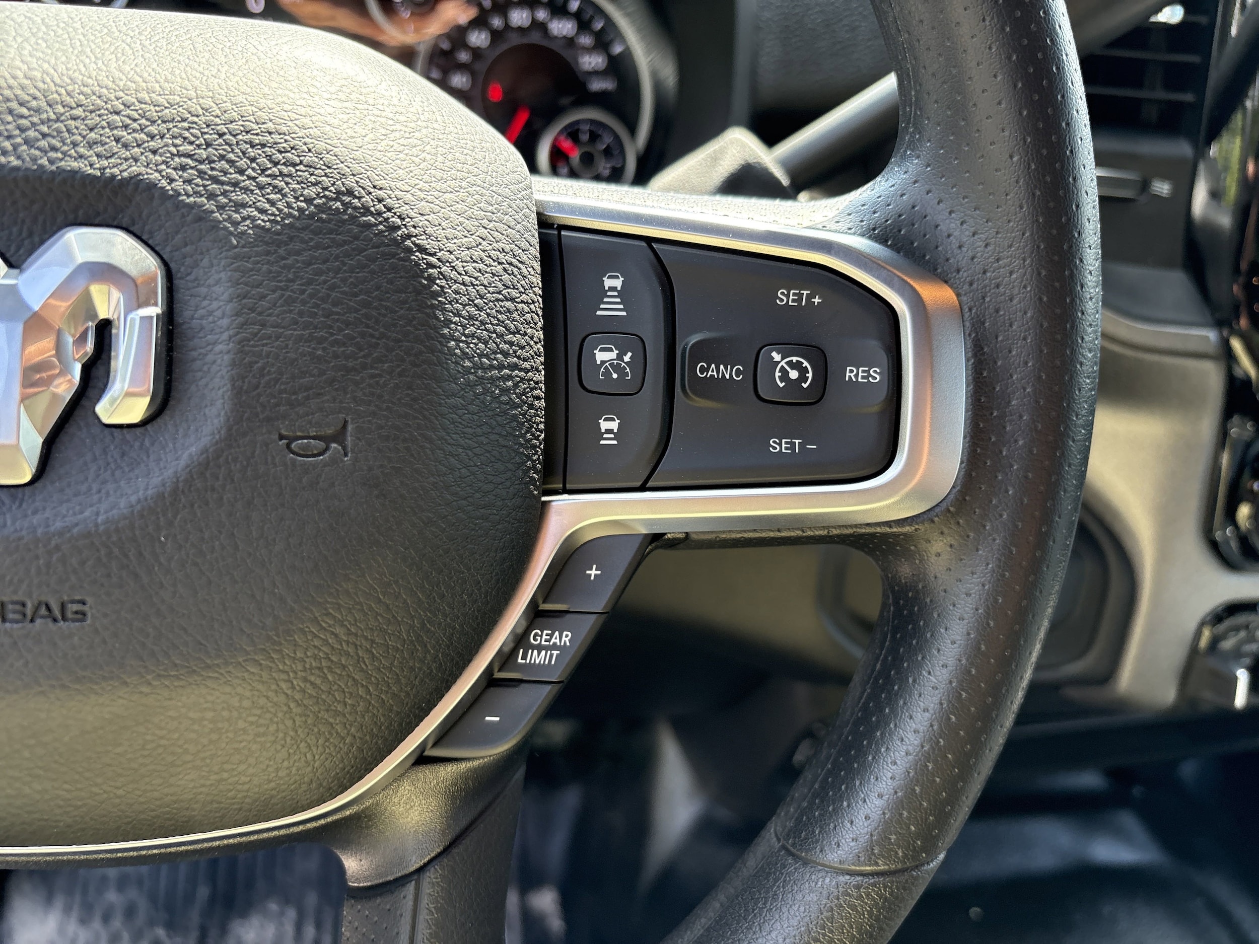 2025 Ram 2500 — photo 15